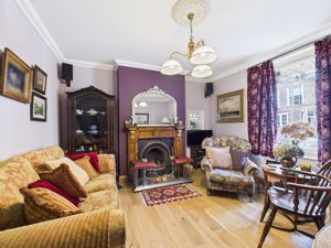 Family Room- click for photo gallery